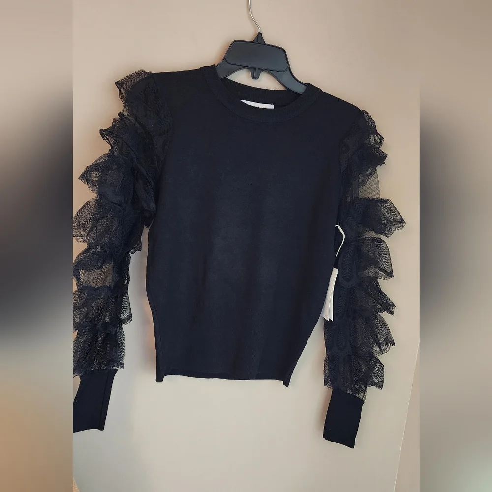 Black sweater with lace sleeves - Picture 1 of 1
